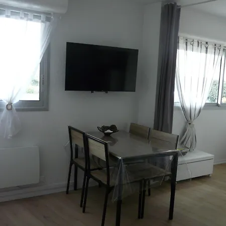 Pereire Bord De Apartment *