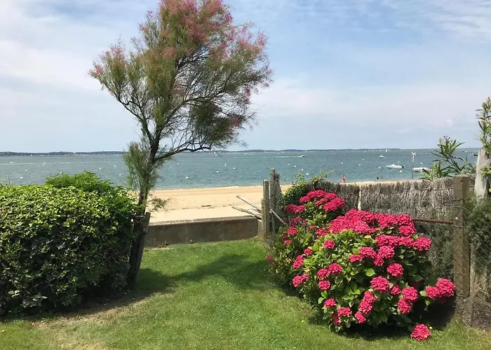 Pereire Bord De Apartment