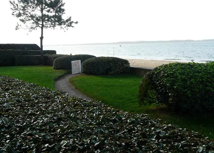 アパート Pereire Bord De