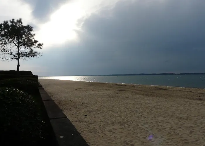 アパート Pereire Bord De *